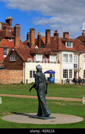 Wandern Madonna in der Kathedrale von Salisbury, Hampshire, England, Vereinigtes Königreich Stockfoto