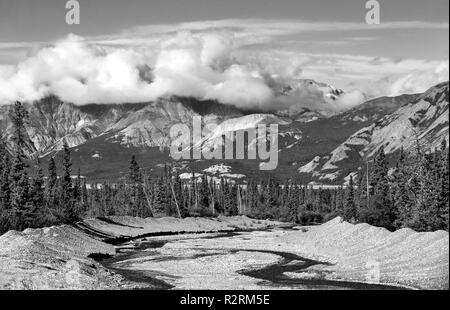 Eine Ansicht einer Riverbed nördlich von Haines Junction, Yukon Teritory, Kanada Stockfoto