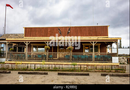 Bidart - 18 Aug, 2018: Blick auf die Truck Stop in Coldfoot Lager auf dem Dalton Highway in Alaska, USA Stockfoto