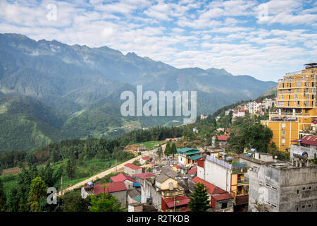 Luftaufnahme von Sapa, Vietnam. Sapa ist ein Muss - Standorte besuchen Sie im Norden von Vietnam mit seiner kühlen Wetter und die schöne Szenen Stockfoto