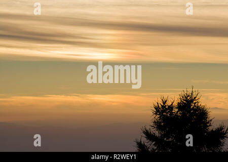 Sonnenuntergang in den Alpen Stockfoto