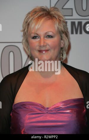 SUE CLEAVER TV MOMENTE 2004 BBC Television Centre London England vom 22. Januar 2005 Stockfoto