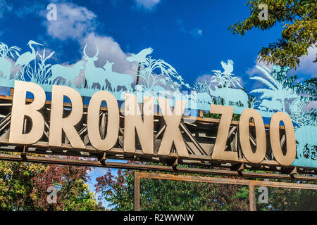 Eingang zu den Bronx Zoo, New York, Vereinigte Staaten von Amerika. Stockfoto