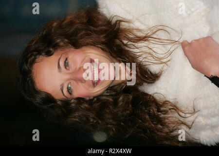 LEAH WOOD die Chroniken von NARNIA FILM PREMIER ROYAL ALBERT HALL LONDON ENGLAND 7. Dezember 2005 Stockfoto