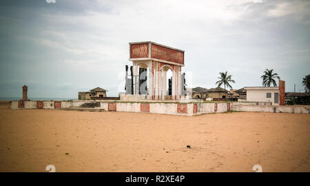 Architektur arch Tür ohne Rückkehr in Ouidah, Benin Stockfoto