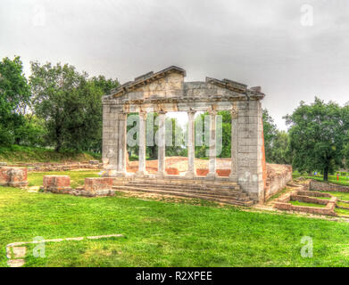 Denkmal der Agonothetes in Ruinen der antiken griechischen Stadt Apollonia in Fier County, Albanien Stockfoto