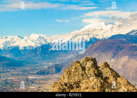 Alpes berge Luftaufnahme von sacra San Michele Abtei piamonte Bezirk, Italien Stockfoto