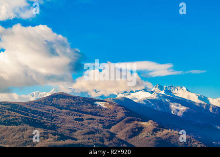 Alpes berge Luftaufnahme von sacra San Michele Abtei piamonte Bezirk, Italien Stockfoto