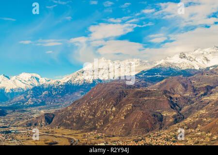 Alpes berge Luftaufnahme von sacra San Michele Abtei piamonte Bezirk, Italien Stockfoto