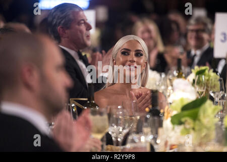 Lady Gaga nimmt an der Akademie 2018 Jahrestreffen der Gouverneure Auszeichnungen in der Ray Dolby Ballroom am Hollywood & Highland Center in Hollywood, CA, am Sonntag, den 18. November 2018. Stockfoto