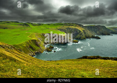 Spektakuläre Atlantik Küste und Klippen am St. Abbs Head in Schottland Stockfoto