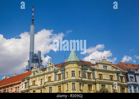 Ein Blick auf den Fernsehturm in Prag Zizkov Stockfoto