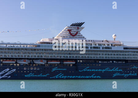 Luxus Kreuzfahrtschiff Mein Schiff 2 Detail Stockfoto