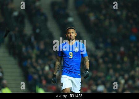 Das Stadion MK, Milton Keynes, UK. 20 Nov, 2018. Internationaler Fußball-freundlich, Brasilien gegen Kamerun; Gabriel Jesus von Brasilien Credit: Aktion plus Sport/Alamy leben Nachrichten Stockfoto