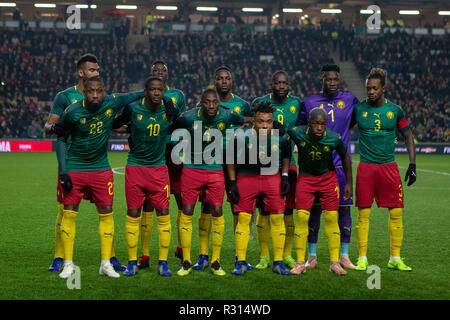 Das Stadion MK, Milton Keynes, UK. 20 Nov, 2018. Internationaler Fußball-freundlich, Brasilien gegen Kamerun; Kamerun squad Credit: Aktion plus Sport/Alamy leben Nachrichten Stockfoto