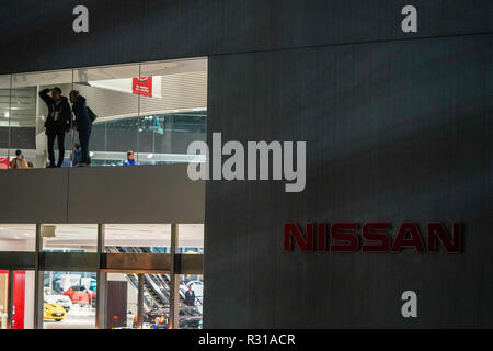 Yokohama, Japan. 19 Nov, 2018. Ein Blick auf die japanische Automobilindustrie riesige Nissan Motor Company Ltd. Sitz in Yokohama, Japan am Montag, 19. November 2018. Ghosn, zusammen mit dem Executive Greg Kelly, wurden von der Staatsanwaltschaft zur Anklage der Einreichung des Jahresberichts Wertpapiere Berichte mit gefälschten Aussagen verhaftet. Quelle: LBA/Alamy leben Nachrichten Stockfoto