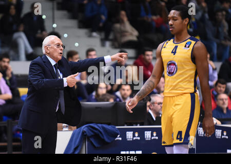 Turin, Italien. Nov 2018 21. Foto/LaPresse Giordan Ambrico 21.11.2018, Turin (Italien) Sport / Warenkorb Warenkorb-Eurocup Fiat Torino vs Unics Kazan Nella Foto: Foto/LaPresse Giordan Ambrico November 21, 2018, Turin (Italien) Sport/Basketball Korb - Eurocup Fiat Torino vs Unics Kazan In der Pic: Credit: LaPresse/Alamy leben Nachrichten Stockfoto