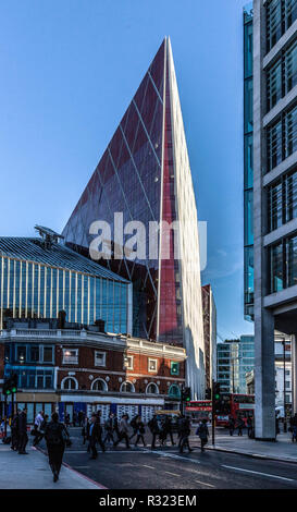 Long Shot von Nova Victoria Building, Victoria Street, London, England, UK. Stockfoto