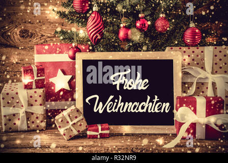 Baum, Retro Geschenke, Kalligraphie bedeutet Frohe Weihnachten Frohe Weihnachten Stockfoto