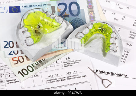 Kosten plan Zahnspange, Kieferorthopädie Stockfoto