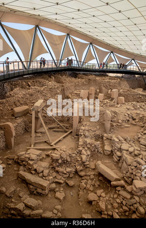 Sanliurfa, Türkei - September 08, 2018: Touristen besuchen Göbeklitepe Tempel in Şanlıurfa, Türkei am September 08, 2018. Stockfoto