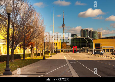 Toronto, Kanada - 20. November 2018: Landschaft, Blick auf die Stadt Toronto mit der legendären CV Turm Stockfoto