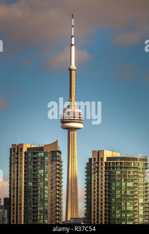 Toronto, Kanada - 20. November 2018: Landschaft, Blick auf die Stadt Toronto mit der legendären CV Turm Stockfoto