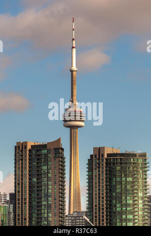 Toronto, Kanada - 20. November 2018: Landschaft, Blick auf die Stadt Toronto mit der legendären CV Turm Stockfoto