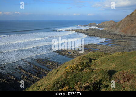 St Catherine's Tor/Speke Mühle Mund Beach, North Devon, England Stockfoto