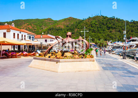 MARMARIS, Türkei - 14. MAI 2018: Octopus Statue auf der Promenade Marina in Marmaris in der Türkei Stockfoto