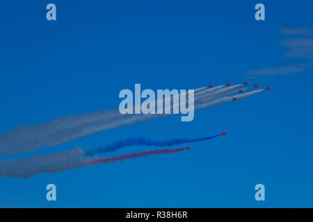 Die roten Pfeile, offiziell als der Royal Air Force Aerobatic Team, bekannt ist, ist das Kunstflug Display Team der Royal Air Force an RAF Scampton. Stockfoto