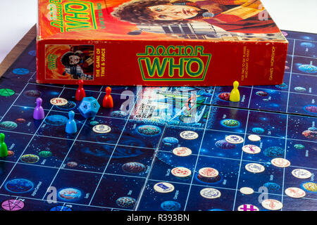 BBC Dr Who 1980 Vintage collectible Brettspiel, Board, Stücke und Box, das Spiel von Zeit und Raum, mit Tom Baker, daleks und cybermen Stockfoto