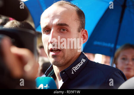 Abu Dhabi, VAE. 22. Nov 2018. Abu Dhabi, UAE, 22. November 2018. Sport Formel 1 Grand Prix von Abu Dhabi 2018 Im Bild: Robert Kubica (POL) Williams FW41 finden und Treibern für die Entwicklung der Credit: LaPresse/Alamy leben Nachrichten Stockfoto
