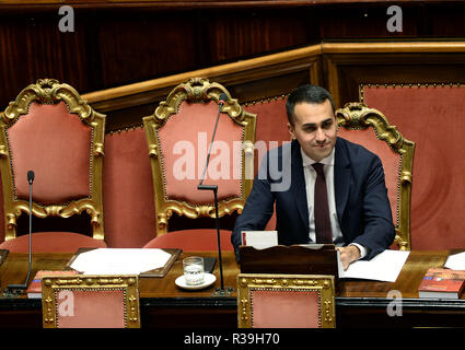 Foto Fabio Cimaglia/LaPresse 22-11-2018 Roma Politica Senato. Die Fragestunde Nella foto Luigi Di Maio Foto Fabio Cimaglia/LaPresse 22-11-2018 Roma (Italien) Politik Senat. Frage mal In der Pic Luigi Di Maio Stockfoto