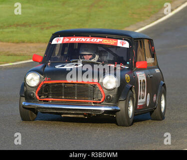 Tom Sanderson, Mini Se7en, Mini Se7en und Mini Miglia O Platte Trophäe, BARC, Brands Hatch, November 2018, Rundstrecke, Oldtimer, Klassiker, Stockfoto