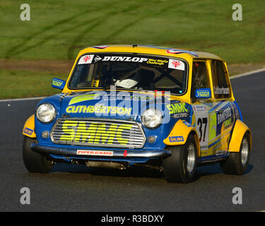 James Cuthbertson, Mini Miglia, Mini Se7en und Mini Miglia O Platte Trophäe, BARC, Brands Hatch, November 2018, Rundstrecke, klassische Automobile, classic Ev Stockfoto