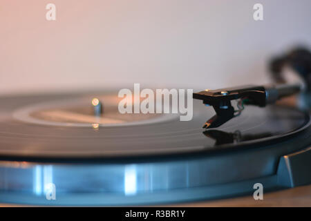 Musik begleitet uns während des gesamten Lebens, Stockfoto