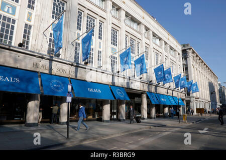 Heilen in der Tottenham Court Road, Westminster, London, UK Stockfoto