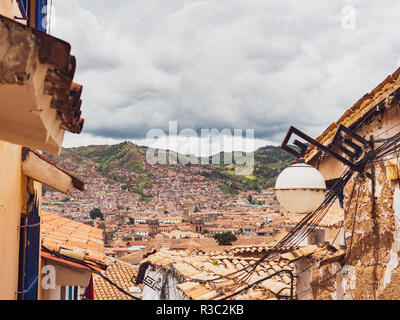 Blick auf die Stadt Cusco von der San Blas Nachbarschaft Stockfoto