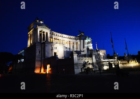 Fassade des Victor Emmanuel II Denkmal auf der Piazza Venezia, Rom. Stockfoto