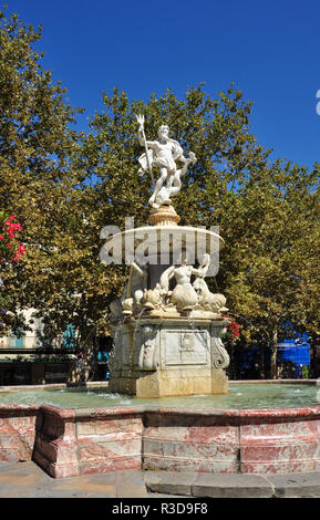Neptunbrunnen, Place Carnot, Carcassonne, Aude, Royal, Frankreich Stockfoto