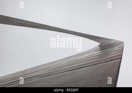 Der Gateway Arch, ein 630 Fuß (192 m) Denkmal in St. Louis, Missouri, USA, dem höchsten Bogen der Welt. Stockfoto