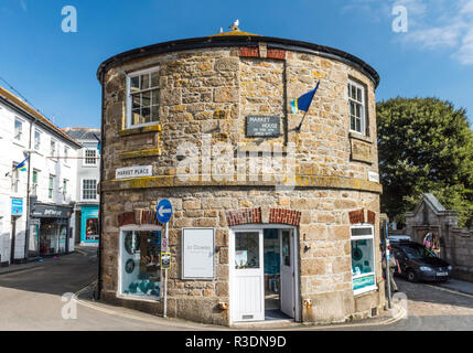 Der mittelalterliche Markt Haus in St Ives, Cornwall, England. Die kreisförmige Markt Haus wurde in 1497 gebaut. Stockfoto