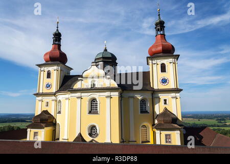 Kirche Unserer Lieben Frau vom Guten Rat in Dobra Voda, Tschechische Republik, sonnigen Sommertag Stockfoto