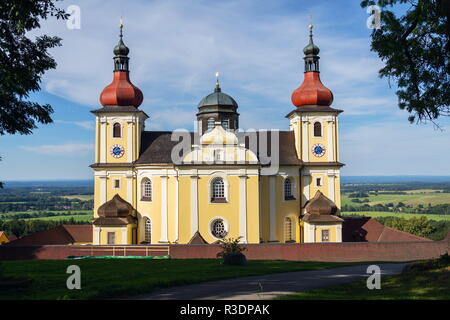 Kirche Unserer Lieben Frau vom Guten Rat in Dobra Voda, Tschechische Republik, sonnigen Sommertag Stockfoto