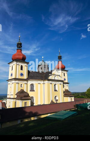 Kirche Unserer Lieben Frau vom Guten Rat in Dobra Voda, Tschechische Republik, sonnigen Sommertag Stockfoto