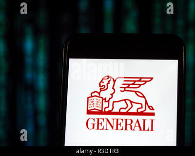 Die Assicurazioni generali Insurance Company Logo auf dem Smartphone angezeigt. Stockfoto