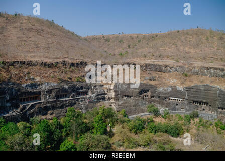 Ajanta Höhlen in der Nähe von Aurangabad, Maharashtra in Indien. erstaunliche Stätte des antiken buddhistische Tempel, in den Fels als großen Höhlen geschnitzt. Gestartet 2. Cen Stockfoto