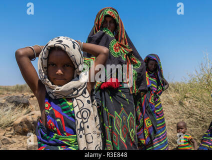 Portrait von Ivss-Stamm Familie, ferne Region, Gewane, Äthiopien Stockfoto