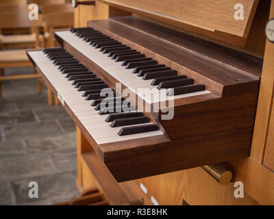 Orgel Keyboard, Seitenansicht Stockfoto